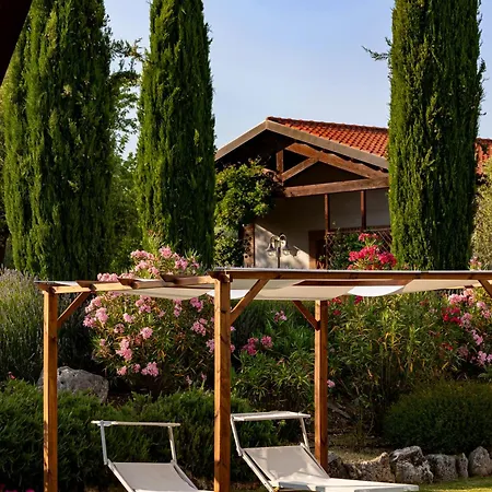 Farm stay Agriturismo I Granai Crocemaroggia