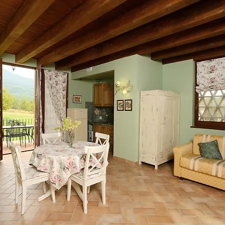 Agriturismo I Granai * Crocemaroggia