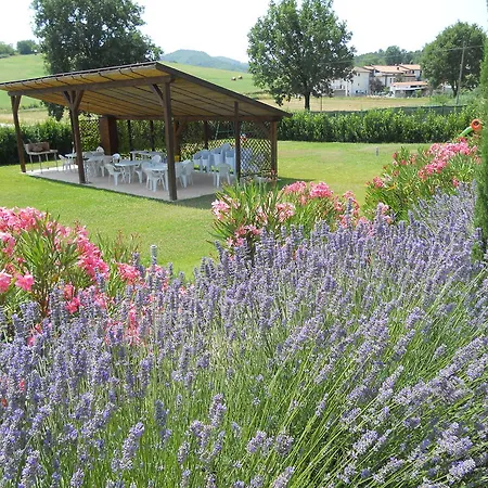 Farm stay Agriturismo I Granai Crocemaroggia