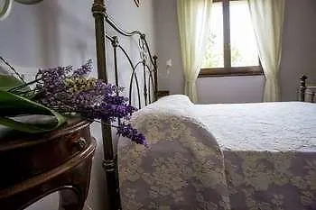 Agriturismo I Granai Farm stay *