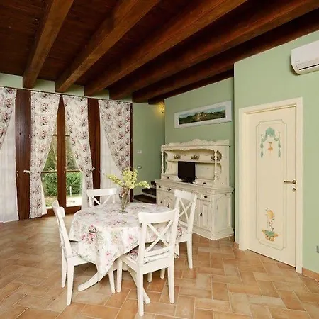 Agriturismo I Granai * Crocemaroggia