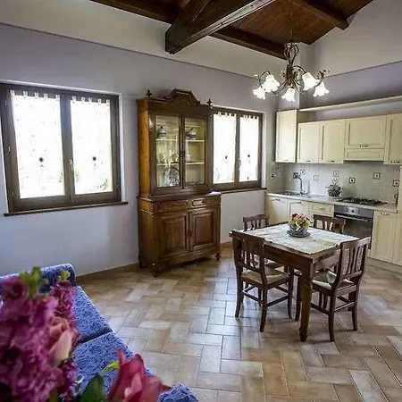 Agriturismo I Granai * Crocemaroggia