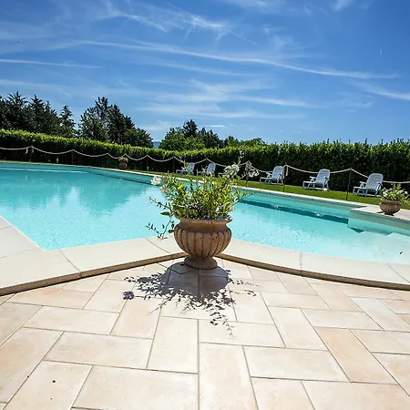 Agriturismo I Granai Farm stay *