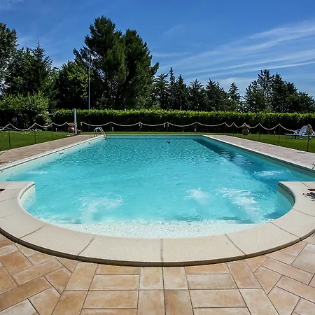 Agriturismo I Granai Farm stay